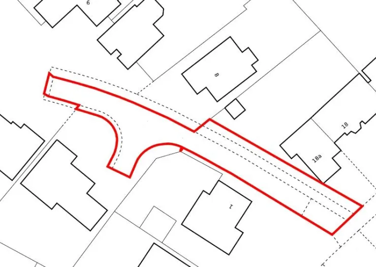 Property site map with outlined area highlighted in red.
